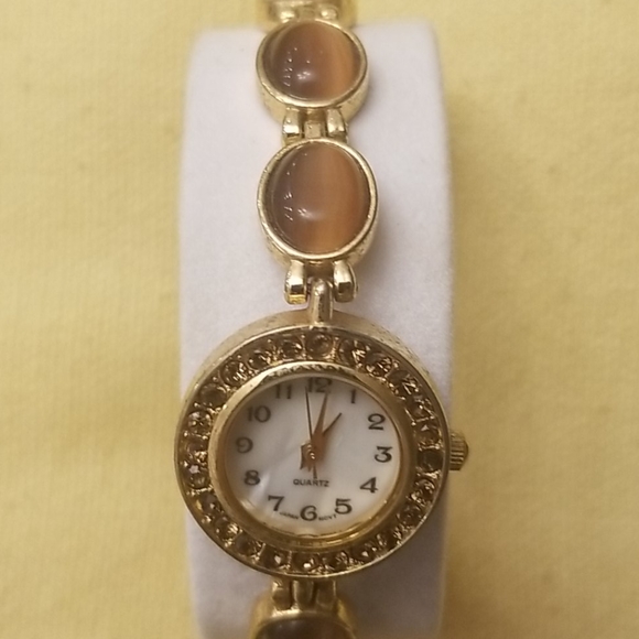 TIGER EYE Stone and Gold Tone Ladies Watch - Picture 4 of 8